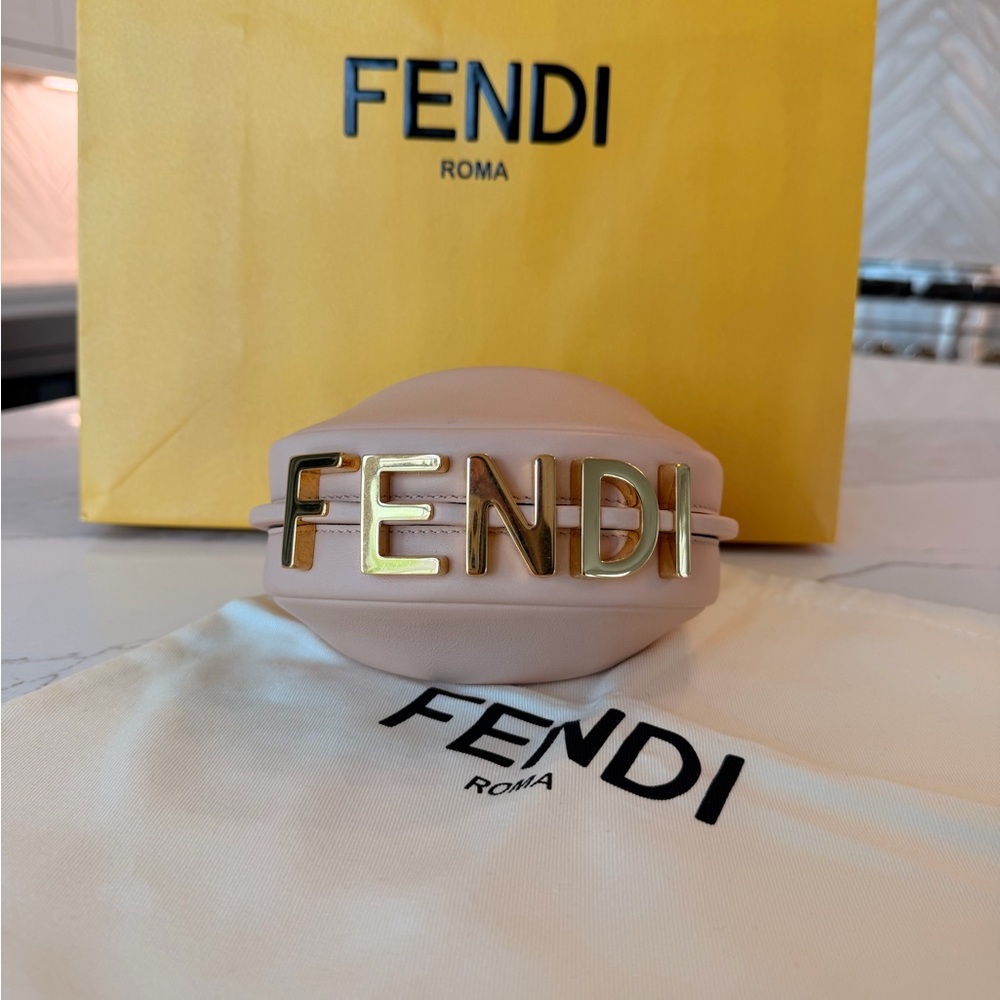 Fendi Nano Fendigraphy Bag - Light Rose (100% authentic) - Picture 2 of 10